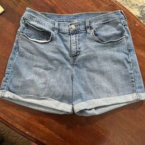 Levi Jean shorts size 30